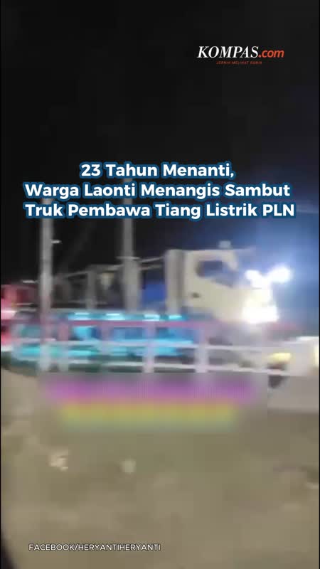 23 Tahun Menanti, Warga Laonti Menangis Sambut Truk Pembawa Tiang Listrik PLN