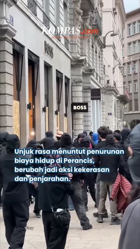 Paris Membara, Toko-toko Dijarah, Mobil Dan Bangunan Dibakar
