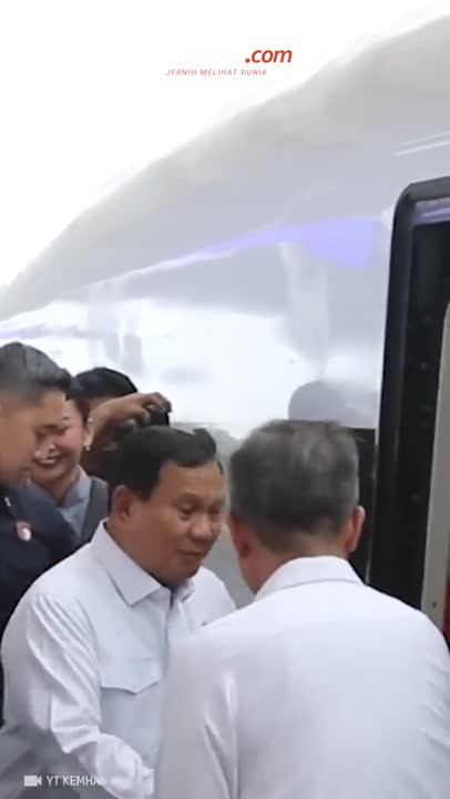 Prabowo: Kita Sama di Depan Kotak Suara, Tak Ada Jenderal dan Petani #Shorts