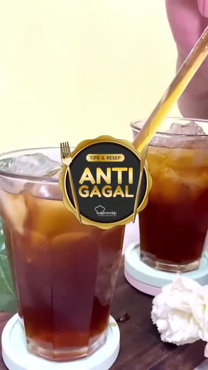 Es Teh Manis ala Solo, Segar banget dan gampang bikinnya! #Shorts