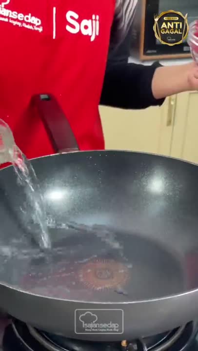 Masak Bareng Keluarga dengan Resep Asem - Asem Daging #Shorts