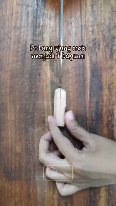 MAKAN MIE SOSIS GURITA INI! DIJAMIN SIKECIL PASTI SUKA #Shorts