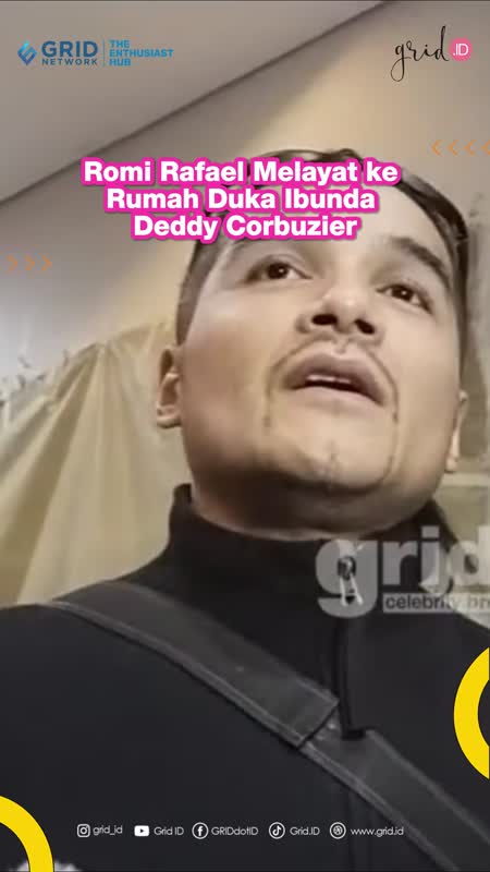 Romi Rafael Melayat ke Rumah Duka Ibunda Deddy Corbuzier