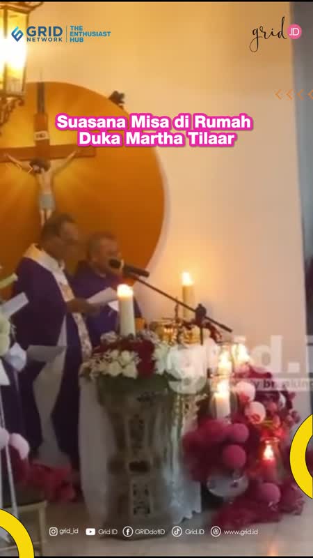 Suasana Misa di Rumah Duka Martha Tilaar