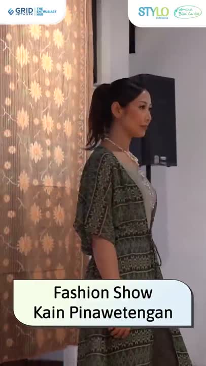 Fashion Show Kain Pinawetengan Khas Minahasa Sulawesi Utara