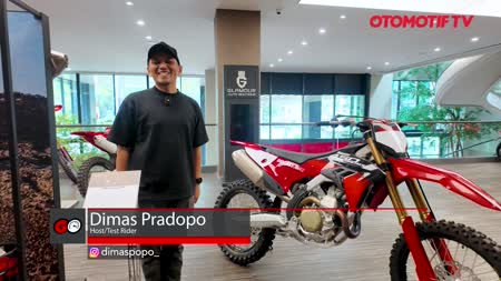 FIRST IMPRESSION DUCATI 450 DESMO