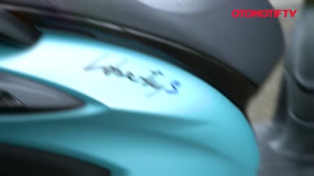 Hires Test Ride Piaggio Liberty S 125