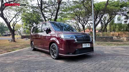 Honda Step Wgn E:hev, Kok Bisa Sepremium Dan Sepraktis Ini Malah Lebih Murah?