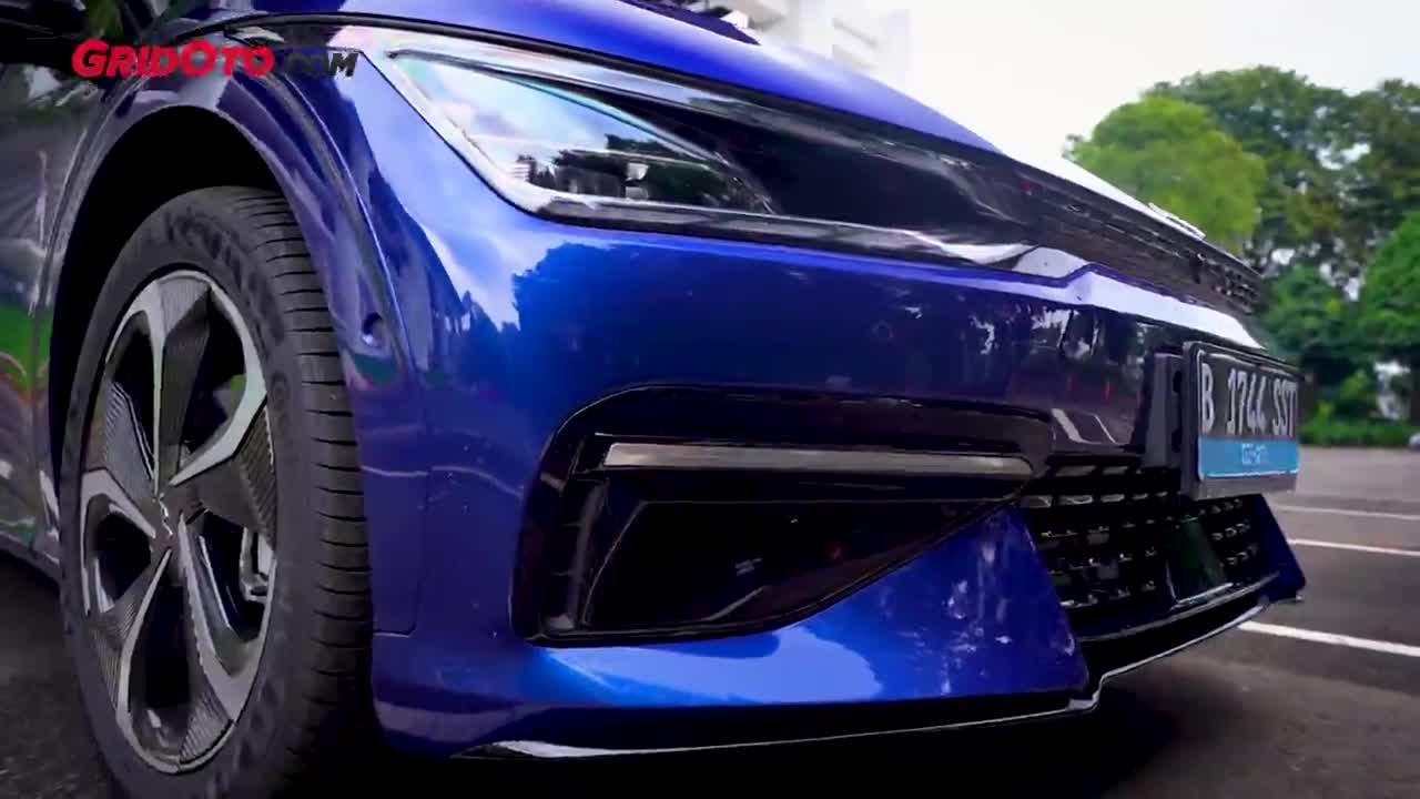 Begini rasanya Kia EV6 GT-Line, saudara IONIQ 5 yang TORSINYA hampir selevel PORSCHE! | GridOto
