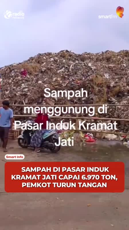 Tumpukan Sampah 6.970 Ton di Kramat Jati, Warga dan Pedagang Mengeluh #Shorts