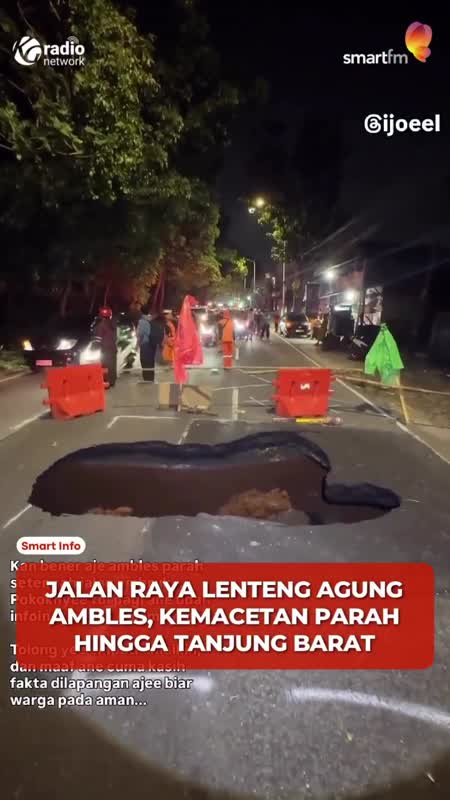 Jalan Lenteng Agung Ambles, Macet Mengular hingga Tanjung Barat #Shorts