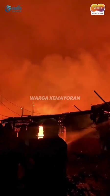 Kebakaran Hebat di Kemayoran, Ratusan Rumah Hangus Dilalap Api #Shorts