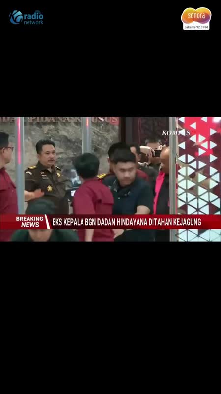 Sehari Dicopot, Eks Kepala BGN Dadan Hindayana Langsung Ditahan Kejagung #Shorts