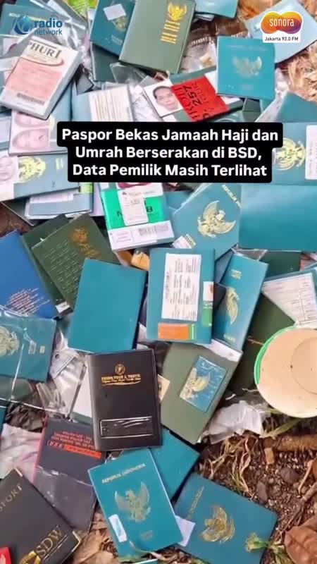 Ratusan Paspor Jemaah Haji Berserakan di Jalan Serpong #Shorts