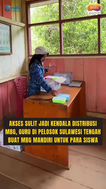 Sekolah di Parigi Moutong Belum Dapat MBG, Guru Bagikan Makanan ke Murid #Shorts