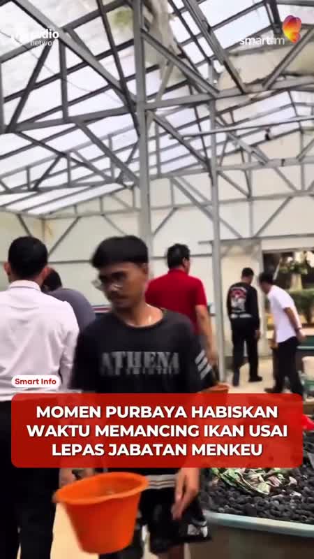Purbaya Santai Mancing Mujair dan Nila di Kolam Rumahnya Usai Lengser dari Menkeu #Shorts
