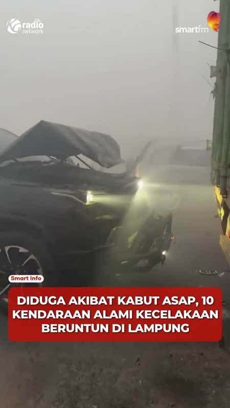 Asap Kebakaran Diduga Picu Kecelakaan Beruntun di Lampung, 2 Tewas dan 5 Luka-luka #Shorts